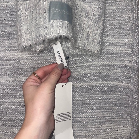 Calvin Klein Gray Knit Scarf and Beanie Set - Picture 3 of 3